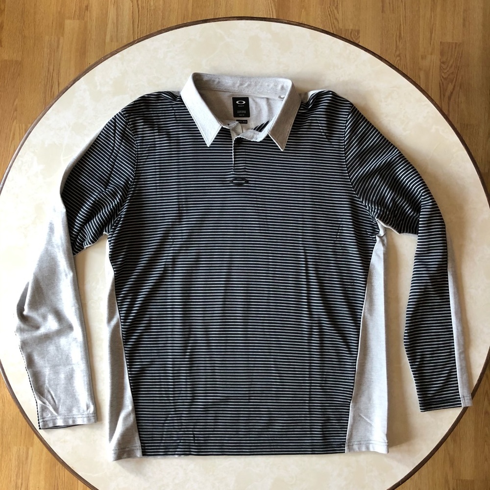 NWOT Oakley Men’s Long Sleeve Golf Shirt